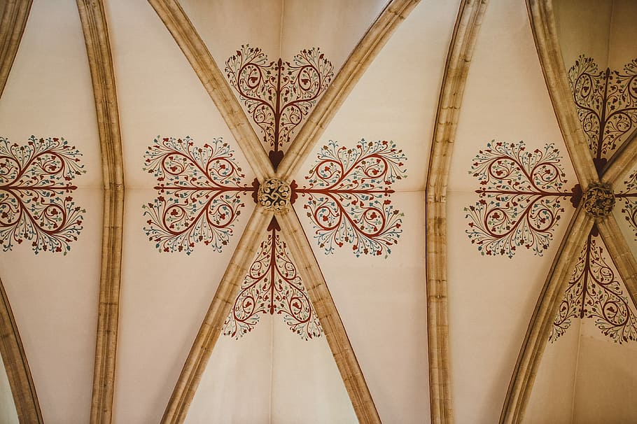 catedral dels pous, beix, marró, floral, obra d'art, sostre, patró, art, arquitectura, edifici, disseny, a l'interior, cap gent, art i artesania, ornamentat, estructura construïda, artesania, història, el passat, primer pla, marc complet, fons, motiu floral, material de fusta, forma, creativitat, antiguitat, luxe, 4K