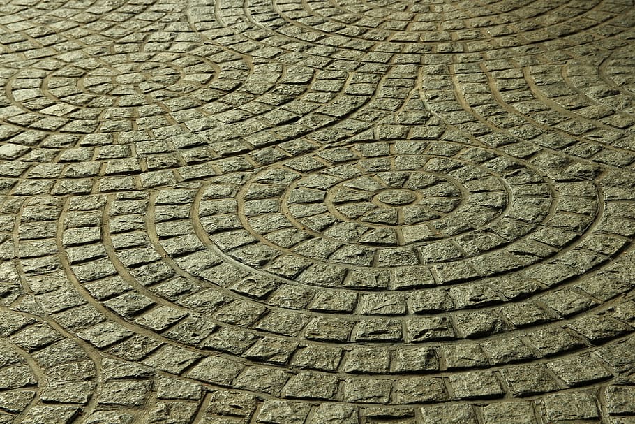 gris, concret, paviment de maó, durant el dia, pis, sòl, usd, embalatge, patró, fons, marc complet, textura, cap gent, disseny, forma, art i artesania, primer pla, dia, forma geomètrica, artesania, cercle, vista d’angle alt, creativitat, repetició, a l'aire lliure, llambordes, sòlid, arquitectura, concèntric, roda, 5K
