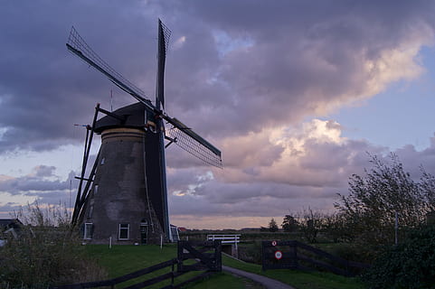 molí de vent, molí, ala, edifici, cel, vent, windräder, energia eòlica, molí de vent holandès, molí de farina, Països Baixos, arquitectura, fusta, Holanda, vell, agricultura, núvols, històricament, antic molí, mòlta, al seu torn, tardor, energia alternativa, conservació del medi ambient, escena rural, aerogenerador, energia renovable, generació de combustible i energia, núvol - cel, medi ambient, turbina, molí de vent tradicional, paisatge, camp, estructura construïda, naturalesa, terra, cap gent, exterior de l'edifici, a l'aire lliure, 4K, CC0, domini públic, lliure de regalies