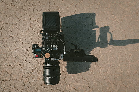 hitam, kamera dslr, coklat, kotoran, camcorder, Abu-abu, permukaan, kamera, lensa, bayangan, tanah, retak, peralatan, fotografi, videografi, tekstur, sigma, kanon, len, kamera len, perlengkapan kamera, gigi, teknologi, fitur dinding - bangunan, tema fotografi, kamera - peralatan fotografi, peralatan fotografi, tidak ada orang, sinar matahari, dinding, hari, alam, Arsitektur, struktur yang dibangun, bergaya retro, kamera digital, di luar rumah, merapatkan, tua, kamera digital lensa tunggal, syuting, 5K, CC0, domain publik, bebas royalti