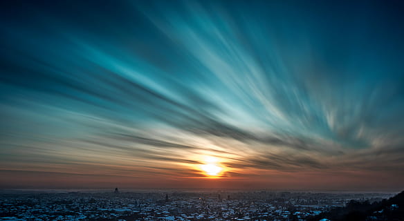 foto, grigio, oceano, tramonto, cielo, notte, crepuscolo, nuvola - cielo, blu, skyline urbano, Cloudscape, natura, paesaggio urbano, sole, sfondi, Paesaggi, luce del sole, all'aperto, cielo drammatico, bellezza nella natura, città, architettura, esterno dell'edificio, struttura costruita, scenics - natura, ambiente, costruzione, paesaggio, acqua, destinazioni di viaggio, nessuno, luminosa, 5K, CC0, dominio pubblico, privo di copyright