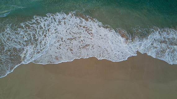 platja, escuma, drone, aigua, moviment, mar, surf, esport aquàtic, naturalesa, primer pla, onada, esport, dia, vista d’angle alt, esquitxades, a l'aire lliure, Color blanc, terra, moviment borrós, textura, patró, 4K, CC0, domini públic, lliure de regalies