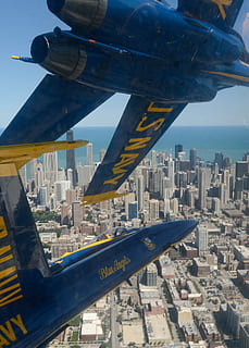 jetfly, militær, flåde, præcision, hold, flyvende, blå engle, chicago, illinois, USA, fly, flyvningen, demonstration, luft show, bybilledet, luftfoto, luftfartøj, blå, bygning udvendig, by, bygget struktur, arkitektur, himmel, transportmidler, bygning, transportform, natur, dag, udendørs, Midt i luften, boligområde, metal, flyvinger, skyskraber, kontorbygning udvendig, 1080P, CC0, offentligt domæne, royaltyfrie