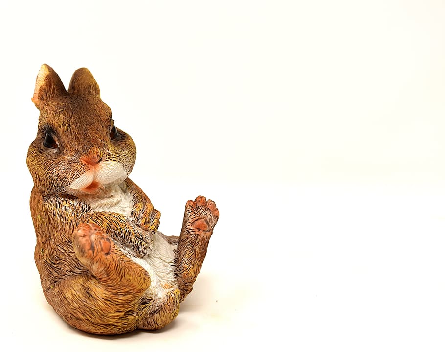 marró, blanc, figureta de conill, Pasqua, conill de Pasqua, figura, divertit, Feliç Pasqua, figures de Pasqua, llebre, decoració de pasqua, text dom, bonic, festa, mamífer, temes d'animals, animal, mascotes, animals domèstics, nacional, còpia espai, fons blanc, tir de l'estudi, a l'interior, un animal, cap gent, representació animal, joguina, joguina de peluix, vertebrats, tallar, representació, caní, petit, suavitat, 4K