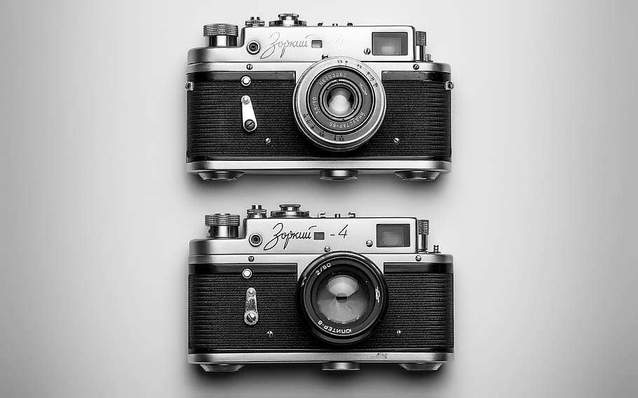 dos, gris, càmeres Milc, lent, obsoleta, obturador, clàssic, retro, vintage, vell, càmera, fotògraf, tecnologia, equipament, foto, fotogràfica, estudi, professional, càmera - equip fotogràfic, temes de fotografia, estil retro, lent - instrument òptic, equip fotogràfic, cap gent, sol objecte, història, el passat, antiguitat, tir de l'estudi, tallar, analògic, a l'interior, lent - ull, primer pla, càmera slr, color plata, 4K