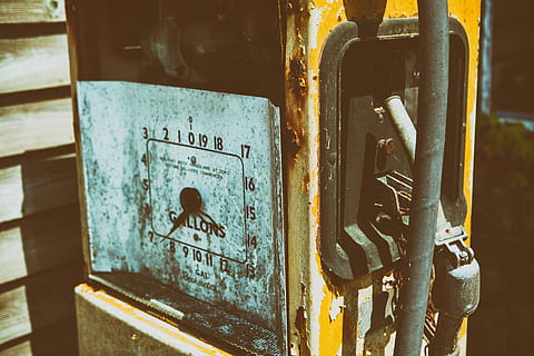 old, abandoned, gas, pump, sits, disused, england., captured, canon 5, 5d, gas pump, Kent, England, Image, Canon 5D, DSLR, various, dirty, communication, day, outdoors, no people, close-up, fuel pump, text, run-down, metal, decline, deterioration, obsolete, rusty, damaged, weathered, focus on foreground, fuel and power generation, western script, industry, connection, ruined, 4K