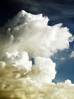 Antenne, Schuss, wolkig, Himmel, Wolke, Blau, Hintergrund, Weiß, paradiesisch, Tag, Licht, Sommer-, rein, Religion, Sauerstoff, draussen, Tageslicht, Atmosphäre, Frieden, Meteorologie, Klima, Farbe, Wetter, Ozon, hell, hoch, Schönheit, wunderschönen, Natur, Luft, wolke - himmel, Wolkengebilde, Hintergründe, Wind, Sonnenlicht, Dramatischer Himmel, abstrakt, Szenen - Natur, Ruhe, Schönheit in der Natur, ruhige Szene, Flachwinkelansicht, keine Leute, draußen, weiße Farbe, idyllisch, flauschige, Nicht-städtische Szene, Weichheit, 1080P, CC0, gemeinfrei, lizenzfrei