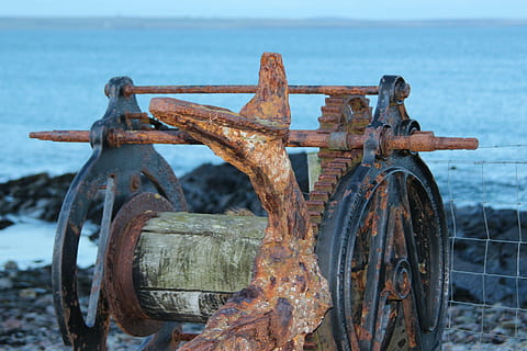 roestvrij, machine, verroeste, oud, Schotland, zee, winden, versnelling, metaal, roestig, vervoer, land-, verlaten, wijze van transport, verslechtering, verouderd, focus op de voorgrond, afwijzen, dag, water, geen mensen, oververmoeid, beschadigde, natuur, strand, horizon over water, wiel, buitenshuis, geruïneerd, 5K, CC0, publiek domein, royaltyvrij