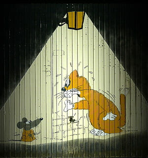 garažas, komiksas, katė, pelė, piešimas, vaizdą, animacinio filmo herojus, garažo durys, tapyba, juokinga, gyvūnas, skaičius, freskos, menas, tapyti, uli stein, patalpose, muzika, nėra žmonių, muzikinis instrumentas, dieną, geltona, architektūra, pastatyta struktūra, saulės šviesa, atstovavimas, menas ir amatai, sienų kūrimo funkcija, kūrybiškumas, lauke, šešėlis, pobūdį, modelį, žmogaus atstovavimas, grafiti, sienos, 1080P, CC0, Viešasis domenas, nemokamai
