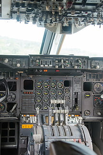 pilot kabini, uçak, enstrümanlar, sinek, havacılık, makine, ölçüm cihazları, dev uçak, manivela, göstermek, iç, teknoloji, trafik, düğmeleri, hava aracı, kontrol, araç içi, taşımacılık, ulaşım modu, Kontrol Paneli, seyahat, insansız, gün, havacılık endüstrisi, toplu taşıma, açık havada, yokluk, gösterge paneli, cam malzemesi, ticari uçak, karmaşa, 4K, CC0, kamu malı, telif ücretsiz