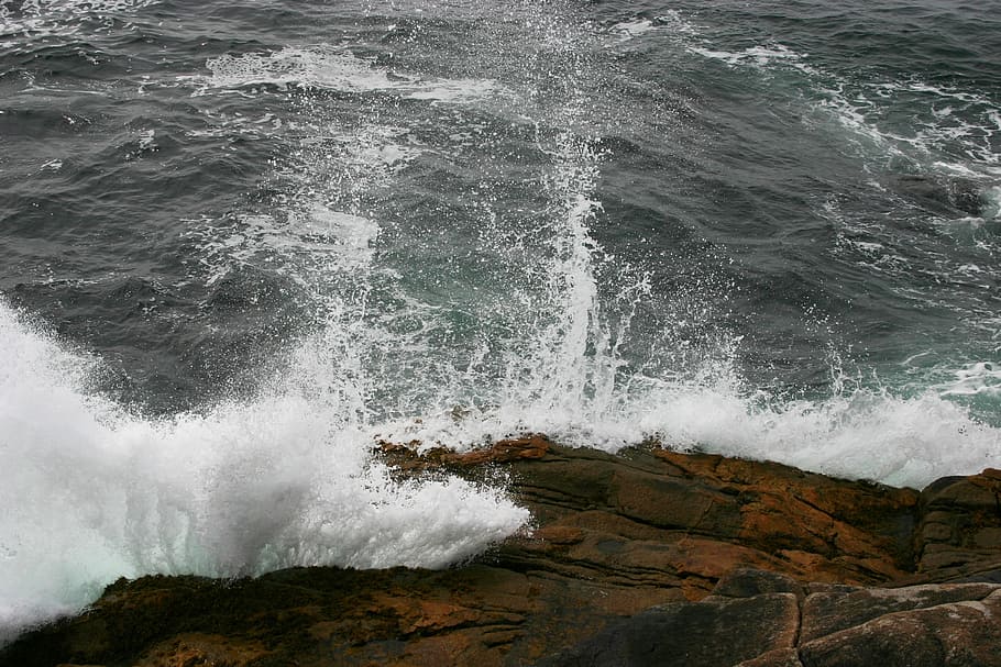 oceà, onades, roques, splash, mar, Riba, esprai, moviment, aigua, onada, rock, poder a la natura, bellesa a la natura, sòlid, poder, rock - object, esport, esport aquàtic, surf, dia, esquitxades, formació de roca, xoc, naturalesa, trencament, colpejar, a l'aire lliure, litoral rocós, 2K
