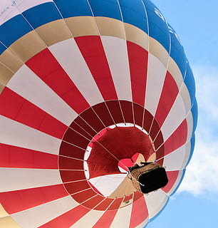 chambley, ballons, event, air vehicle, balloon, hot air balloon, transportation, red, adventure, pattern, nature, sky, mode of transportation, blue, extreme sports, day, flying, sport, low angle view, no people, multi colored, parachute, striped, outdoors, inflating, 1080P, CC0, public domain, royalty free