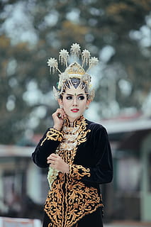 java, KADIN, Yogyakarta, model, endonezya kadınlar, jogja, genç, kebaya, insanlar, jogja düzenle, bir kişi, gerçek insanlar, portre, ön plana odaklanmak, kameraya bakıyor, Giyim, yaşam, kostüm, belden yukarı, genç yetişkin, güzellik, güzel kadın, önden görünüş, genç kadınlar, Şapkalar, yetişkin, boş zaman etkinliği, taç, headdress, karnaval - kutlama etkinliği, 5K, CC0, kamu malı, telif ücretsiz