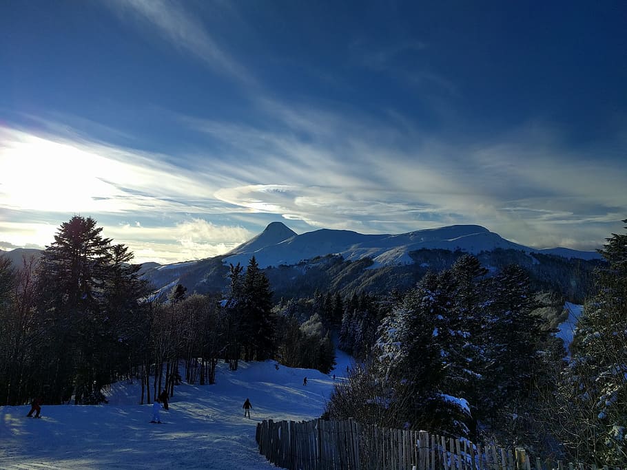 montagna, sciare, la neve, nuvole, il lioran, massiccio centrale, Francia, inverno, temperatura fredda, natura, Paesaggi, bellezza nella natura, cielo, albero, scenics - natura, ambiente, pianta, la tranquillità, nuvola - cielo, paesaggio, catena montuosa, scena tranquilla, scena non urbana, nessuno, Colore bianco, montagna innevata, Pino, albero di conifere, 4K