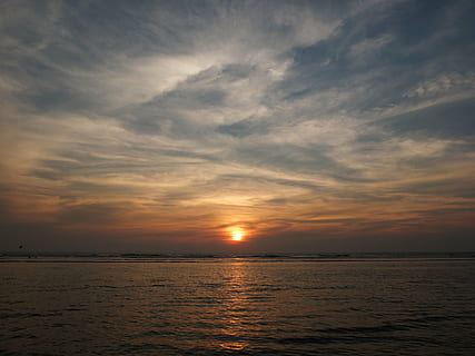 Sonnenuntergang, Ozean, Indien, goa, Landschaft, Strand, Himmel, draußen, Wolken, Meer, still, niemand, tropisch, Sonne, Ruhe, Urlaub, Frieden, seelandschaft, Wasser, Natur, Asien, Szenen - Natur, wolke - himmel, Schönheit in der Natur, Horizont, Horizont über Wasser, ruhige Szene, Dramatischer Himmel, Reflexion, idyllisch, keine Leute, orange Farbe, Sonnenlicht, 4K, CC0, gemeinfrei, lizenzfrei