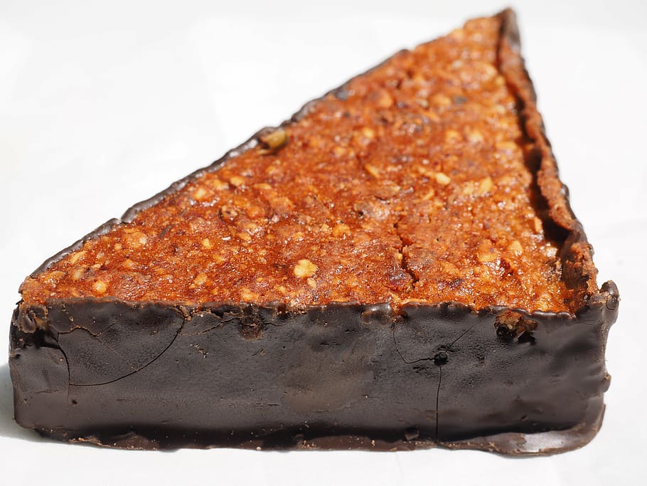 racó de nou, pastisseria, dolçor, triangular, xocolata, mossegada, productes al forn, pastisseria fina, viennoiseries, dolç, calories, menjar, menjar i beguda, menjar dolç, primer pla, natura morta, postres, indulgència, frescor, a l'interior, llest per menjar, temptació, fons blanc, cap gent, marró, al forn, menjar poc saludable, pastís, tir de l'estudi, fusió, 4K