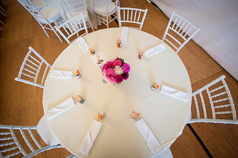 round dining table, chairs, reception, head table, wedding, top view, marriage, celebration, table, head, setting, party, catering, flowers, furniture, ceremony, elegance, dinner, videolabonline, luxury, decoration, high angle view, indoors, flooring, flower, flowering plant, staircase, steps and staircases, directly above, lifestyles, plant, seat, domestic room, nature, chair, absence, no people, domestic life, home, tiled floor, 4K, CC0, public domain, royalty free