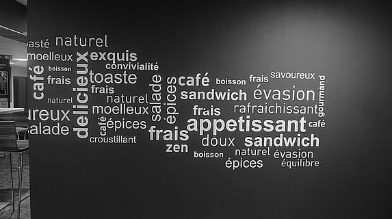 perete, imprimare, scrie, produs, cuvinte, Ordin, meniul, scaun, restaurant, magazin, alimente, proiecta, text, comunicare, western script, nici o persoana, a închide, informație, în interior, arhitectură, număr, se concentreze pe fundal, întuneric, zi, semn, date, bord, model, Siguranță, Securitate, limba computerului, mesaj, 5K, CC0, domeniu public, fără drepturi de autor