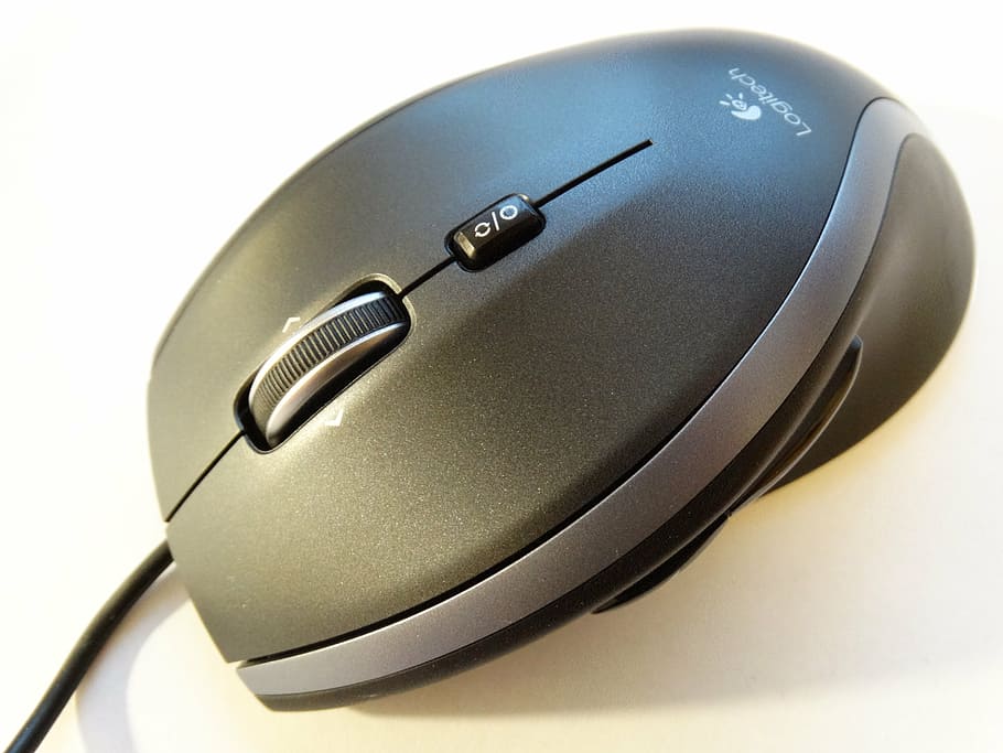 negre, gris, logitech, corda, òptica, ratolí, PC-ratolí, PC, accessoris d’ordinador, desplaçament, tecnologia, Ratolí de l'ordinador, comunicació, connexió, fons blanc, equips informàtics, sol objecte, ordinador, equipament, tecnologia sense fils, negocis, cap gent, primer pla, tir de l'estudi, color negre, a l'interior, metall, accessori personal, brillant, modern, aliatge, acer, equipament elèctric, 5K