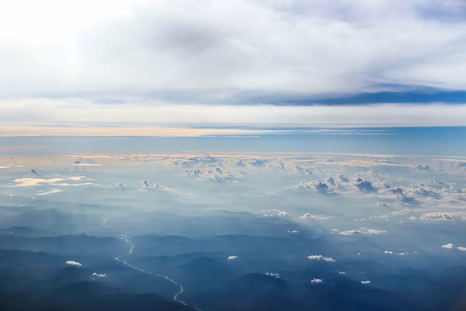 corp de apa, nori pe lume, cer, nor, vedere în cloud, albastru, alb, pufos, peisaj frumos, seninătate, atmosfera, natură, nor - cer, scenics, liniște, o scenă liniștită, frumusețe în natură, nici o persoana, în aer liber, vedere aeriene, scenice - natura, idilic, mediu inconjurator, Cloudscape, zi, scenă non-urbană, culoare alba, lumina soarelui, maiestuos, de mai sus, meteorologie, 2K