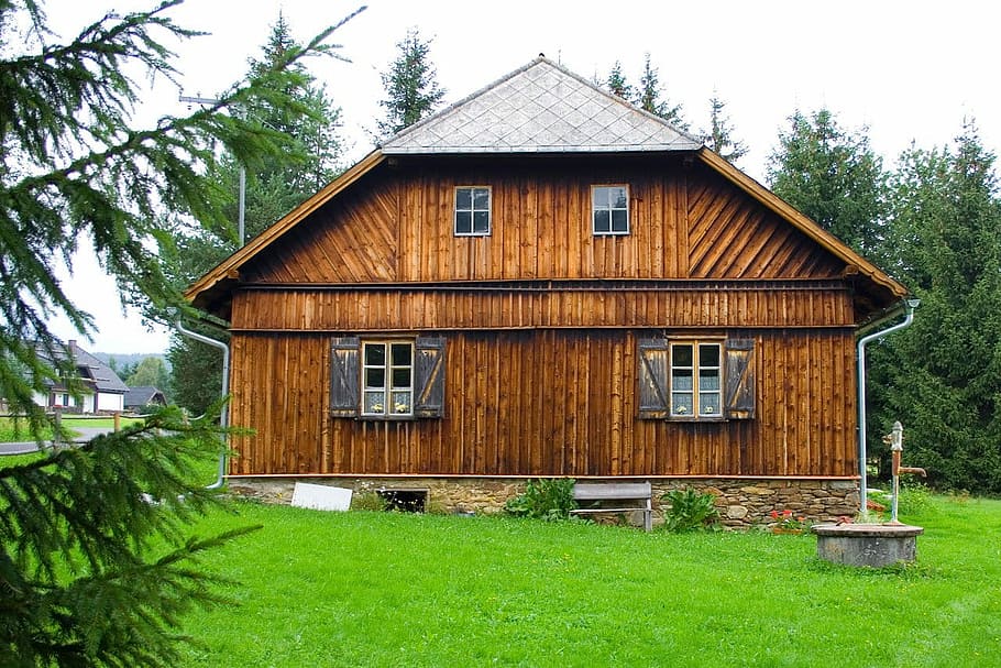Wolke, Hütte, Urlaub, wolkig, einsam, montieren, Natur, Holz, hölzern, Chalet, Baum, Gebäudehülle, gebaute Struktur, Haus, Holz - Material, die Architektur, Pflanze, Gebäude, Gras, Tag, grüne Farbe, keine Leute, Wohngegend, Wachstum, Fenster, draußen, Feld, Land, Himmel, Kabine, 720P