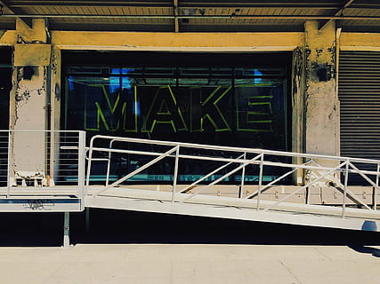 ideo, udělat, designové myšlení, tvořivost, důvěra, design, architektura, sdělení, stavba, text, nikdo, západní skript, zábradlí, podepsat, uvnitř, velké písmeno, prázdný, den, přeprava, Zavřeno, informace, spojení, schodiště, vchod, 1080P, CC0, veřejná doména, bez autorských práv