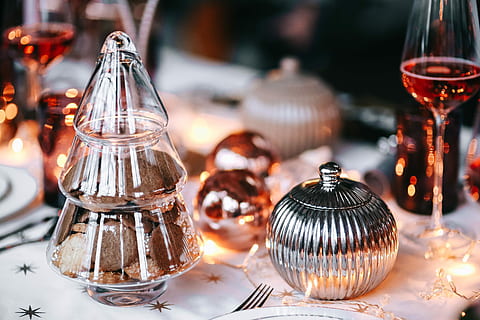 christmas table decorations, Christmas, table, decorations, table set, pink, holiday, glamour, xmas, decoration, restaurant, teapot, indoors, no people, day, close-up, food and drink, drink, food, household equipment, glass, still life, lighting equipment, metal, drinking glass, focus on foreground, lantern, kitchen utensil, container, refreshment, glass - material, silver colored, crockery, electric lamp, steel, 5K, CC0, public domain, royalty free