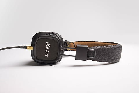 auriculares marshall negros, negro, marshall, cortado, auriculares, música, altavoz, Fondo blanco, solo objeto, comunicación, tecnología, cable USB, enchufe de conexión de red, foto de estudio, cable, cable de computadora, separar, conexión, equipo, adentro, de cerca, de color negro, nadie, electricidad, copia espacio, tecnología inalámbrica, Enchufe electrico, accesorio personal, cuero, Componente eléctrico, equipo eléctrico, 4K, CC0, dominio público, libre de derechos