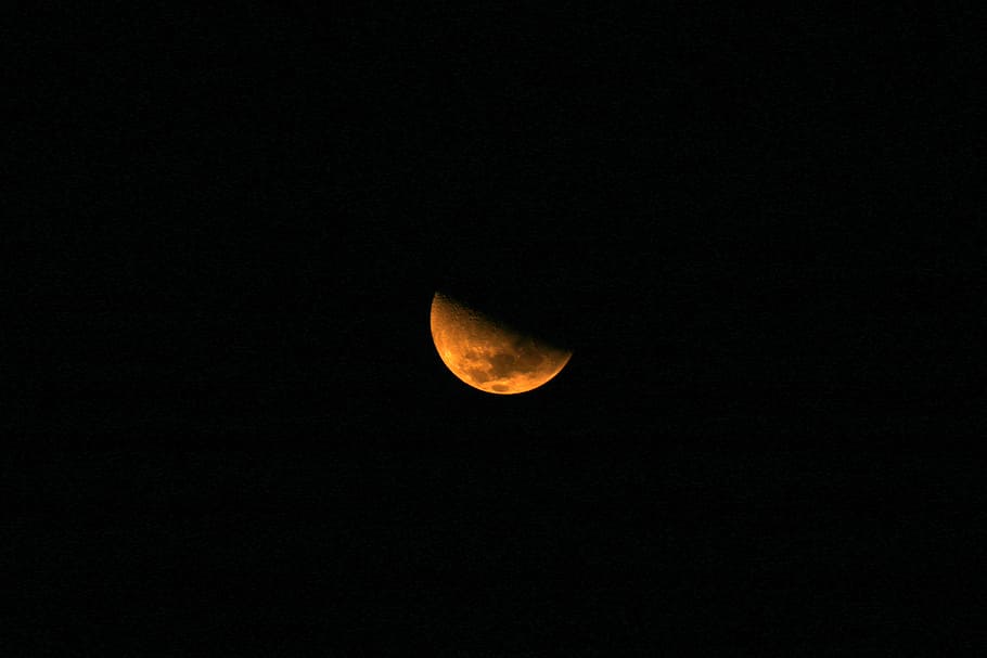 halvmånen, halvmåne digital tapet, low-angle, Foto, måne, nat, himmel, astronomi, plads, måneoverfladen, måneskin, natur, planetmåne, mørk, majestætisk, scenics, skønhed i naturen, kopiere plads, scenics - natur, ro, rolig scene, ingen mennesker, skyfri himmel, Halvmåne, lav vinkel visning, idyllisk, naturligt fænomen, udendørs, astrologi, rum og astronomi, formørkelse, 5K