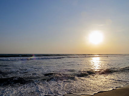 Sonnenuntergang, Strand, Sonne, Sand, Leben, Meer, Himmel, Wasser, Szenen - Natur, Schönheit in der Natur, Ruhe, Horizont über Wasser, ruhige Szene, Horizont, Sonnenlicht, Natur, idyllisch, Land, keine Leute, Bewegung, Welle, draußen, Linseneffekt, hell, 4K, CC0, gemeinfrei, lizenzfrei