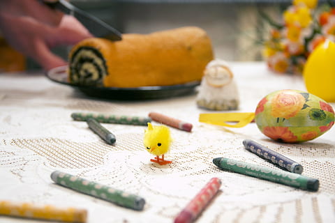 decoration, easter, craft, art and craft, close-up, brush, creativity, human hand, human body part, paintbrush, selective focus, indoors, hand, people, food, yellow, food and drink, table, freshness, paint, vegetable, multi colored, art and craft equipment, 4K, CC0, public domain, royalty free