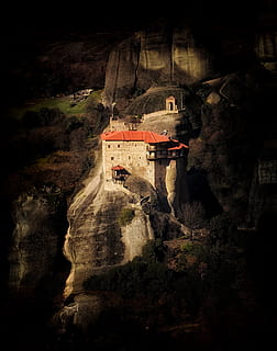 kloster, klippe, mørk, fjell, Europa, stein, turisme, landemerke, reise, arv, nettstedet, ortodoks, hellig, kirke, arkitektur, Religion, tinning, historie, historisk, eldgammel, Hellas, bygget struktur, bygge eksteriør, bygning, natur, ingen folk, anlegg, reisemål, rock-objekt, fortiden, bergformasjon, fast, sted for tilbedelse, tre, hus, utendørs, 4K, CC0, offentlig domene, opphavsrett gratis