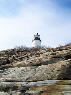 faro, orizzonte, nuvole, mare, cielo, luce, viaggio, costa, costruzione, nautico, navigazione, marittimo, sicurezza, fascio, avvertimento, segnale, guida, architettura, Torre, struttura, esterno dell'edificio, struttura costruita, protezione, giorno, Inquadratura dal basso, natura, nessuno, direzione, all'aperto, roccia, roccia - oggetto, destinazioni di viaggio, conservazione dell'acqua, 2K, CC0, dominio pubblico, privo di copyright