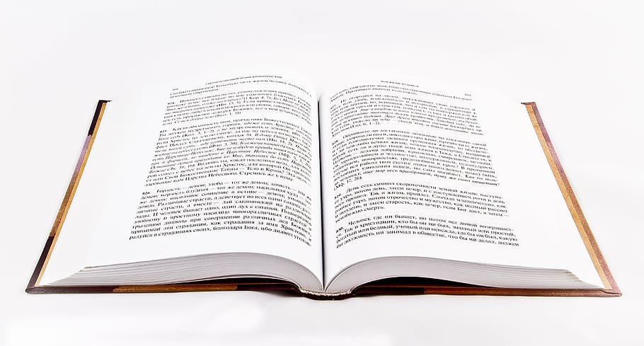 obriu la pàgina del llibre, llibre, coneixement, desenvolupament, lectura, formació, biblioteca, cultura, clàssic, educació, literatura, pàgina, obert, aprenentatge, publicació, cap gent, vell, antiguitat, tallar, paper, a l'interior, sol objecte, diari, obsoleta, tir de l'estudi, estil retro, activitat, estudiar, llibre de text, 5K