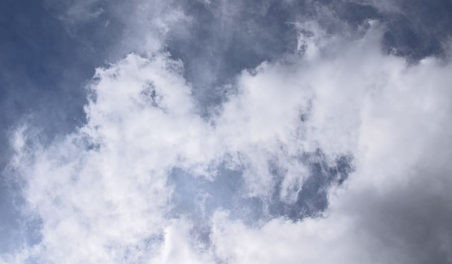 nuvole fantasiose, Cloudscape, skyscape, natura, nuvole, tempo metereologico, luminosa, fantasioso, cieli, cielo, nuvola - cielo, ambiente, nuvoloso, vento, sfondi, cielo drammatico, Colore bianco, cielo lunatico, tempesta, atmosfera, scenics - natura, blu, all'aperto, meteorologia, nessuno, pioggia, buio, clima, sfondi astratti, infausto, 5K