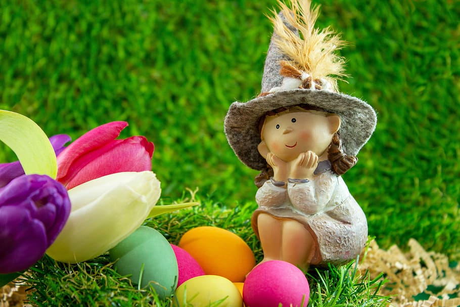 nina, verd, gespa d'herba, Pasqua, ou, figura, ous de Pasqua, colorit, ous de xocolata, divertit, Feliç Pasqua, primavera, flors, tulipes, herba, targeta de felicitació, alegre, alegria de pasqua, xocolata, celebració, planta, menjar, infància, ou de Pasqua, nen, menjar i beguda, naturalesa, festa, conill de Pasqua, vacances - esdeveniment, multicolor, bonic, representació, a l'aire lliure, innocència, 5K