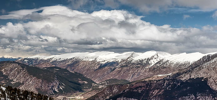 landscape, scenic, mount range, clouds, pyrenees, spain, pedraforca, snow, peaks, outdoors, panorama, geology, natural, sunny, mountain, no people, nature, day, beauty in nature, scenics, winter, mountain range, environment, cloud - sky, cold temperature, scenics - nature, snowcapped mountain, sky, travel destinations, travel, mountain peak, high up, coniferous tree, 1080P, CC0, public domain, royalty free