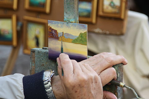 painter, the framework, art, glimpse, malcesine, arc, human hand, hand, human body part, one person, art and craft, holding, creativity, indoors, focus on foreground, men, skill, real people, leisure activity, occupation, lifestyles, map, human finger, body part, activity, finger, easel, 4K, CC0, public domain, royalty free