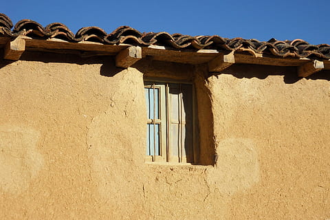 langas, namai, Ispanija, kaimiškas, pastatyta struktūra, architektūra, pastato išorė, dieną, nėra žmonių, saulės šviesa, žemas kampo vaizdas, pastatas, pobūdį, stogas, sienų kūrimo funkcija, dangus, švarus dangus, lauke, namas, senas, kabantis, mediena - medžiaga, saulėtas, stogo čerpė, 2K, CC0, Viešasis domenas, nemokamai