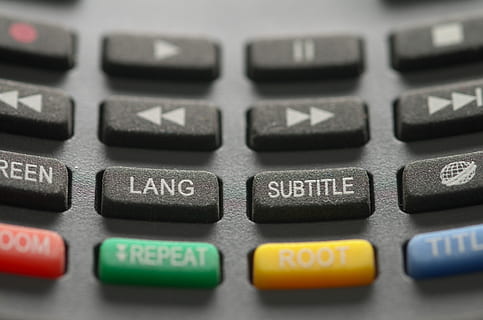 télécommande grise, noir, éloigné, boutons de commande, boutons, télécommande, fermer, La technologie, avance rapide, nombre, calculatrice, affaires, mathématiques, mise au point sélective, signe plus, à l'intérieur, la finance, personne, clavier, contrôle, la communication, éducation, affaire d'entreprise, Industrie électronique, bouton poussoir, texte, conseiller financier, équipement électrique, 4K, CC0, domaine public, libre de droits