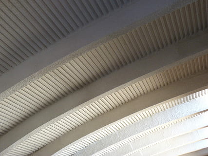 Abdeckung, Decke, Hintergrund, Textur, abstrakt, Muster, texturiert, Hintergründe, Industrie, keine Leute, stehlen, Vollbild, drinnen, die Architektur, Tag, Flachwinkelansicht, Nahansicht, Wiederholung, Sonnenlicht, gebaute Struktur, Dach, Treppe, Metall, Stufen und Treppen, 4K, CC0, gemeinfrei, lizenzfrei