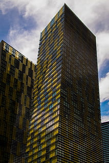 arquitetura, construção, cidade, paisagem urbana, fachada, arranha-céus, urbano, arranha-céu, Prédio comercial, cena urbana, estrutura construída, exterior do edifício, torre, distrito da baixa, o negócio, moderno, alto - alto, exterior do prédio de escritórios, visão de baixo ângulo, céu, nuvem - céu, escritório, ninguém, natureza, dia, reflexão, vidro - material, ao ar livre, Distrito financeiro, 4K, CC0, domínio público, royalty free
