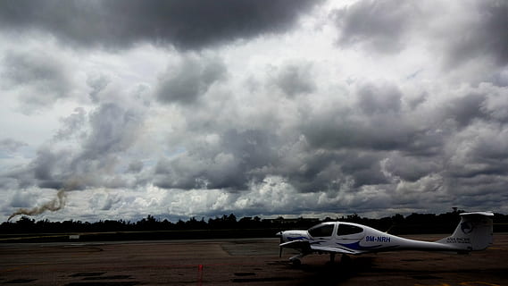 clouds, airplane, diamond, blue, air, cloudy, airfield, white, cloud - sky, sky, storm, transportation, mode of transportation, air vehicle, nature, dramatic sky, storm cloud, airport runway, overcast, no people, cloudscape, outdoors, dark, airport, day, ominous, plane, 4K, CC0, public domain, royalty free