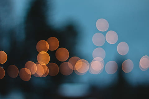 bokeh fotografie, portocale, ușoară, fără titlu, întuneric, bokeh, umbră, siluetă, iluminat, defocalizat, noapte, lentila flacara, lumină - fenomen natural, cerc, nici o persoana, oraș, geometrică, formă, în aer liber, amurg, luminos, cer, natură, abstract, pestriţ, echipamente de iluminat, efect de lumină, buline, fundaluri abstracte, viata de noapte, 5K, CC0, domeniu public, fără drepturi de autor