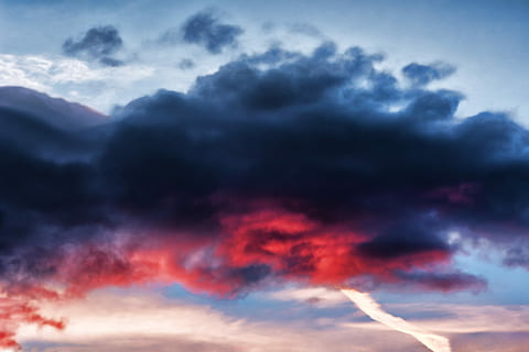 Kumuluswolken, schwarz, rot, Wolken, Blau, Himmel, Wolke, dunkel, Sonnenuntergang, Sonnenaufgang, wolke - himmel, Rauch - physische Struktur, Umgebung, Zeichen, keine Leute, Warnschild, Natur, Wolkengebilde, Verbrennung, Sturm, Feuer, Kommunikation, draußen, Feuer - natürliches Phänomen, Hitze - Temperatur, Schönheit in der Natur, Nacht-, Dämmerung, Verschmutzung, Kraft in der Natur, bedrohlich, abstrakte Hintergründe, 2K, CC0, gemeinfrei, lizenzfrei