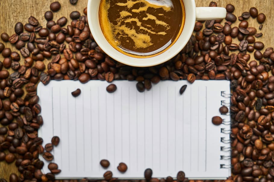 begudes, nucli, tassa de cafè, cafè, tassa, foto de menjar, espresso, cappuccino, bon dia, menjar, cuina, fusta, nutrició, cafeïna, al matí, marró, despertar, llavors de cafè, cafeteria, molins de cafè, foto, llavor, disseny, macro, alimentació saludable, estil de vida saludable, menjar saludable, fotografia, bonic, salut, foto del producte, fresc, deliciós, calenta, quadern, latte, llegir, fons, taula, treballar, primer pla, beure, escriure, llibre, restaurant, bolígraf, el treball, curs, nota, prendre notes, paper, pàgina, literatura, llapis, ningú, el sorteig, dibuix, oficina, article, gra de cafè torrat, cafè - beguda, menjar i beguda, directament a sobre, cap gent, refresc, gran grup d'objectes, abundància, a l'interior, torrat, frescor, tir de l'estudi, beguda calenta, begudes sense alcohol, 5K