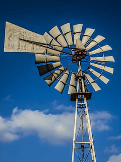 Cypr, wiatrak, woda, niebo, alternatywna energia, energia odnawialna, niski kąt widzenia, wytwarzanie paliwa i energii, turbina, turbina wiatrowa, niebieski, środowisko, Natura, moc wiatru, ochrona środowiska, chmura - niebo, dzień, pompa wodna, technologia, tradycyjny wiatrak, żadnych ludzi, scena wiejska, na dworze, zasilacz, 5K, CC0, domena publiczna, darmowe zdjęcia