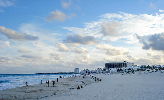Strandlandschaft, Cancun, Mexiko, Strand, Landschaft, Cancun, Mexico, Wolken, Fotos, Landschaften, gemeinfrei, Himmel, Meer, Sand, Urlaube, Menschen, Reiseziele, draußen, Küste, Sommer-, Natur, Blau, wolke - himmel, Wasser, die Architektur, Gebäudehülle, gebaute Struktur, Reise, Land, Tourismus, Urlaub, Gruppe von Leuten, große gruppe von menschen, Menge, Tourist, Ausflug, 720P, CC0, gemeinfrei, lizenzfrei