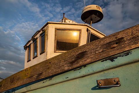 shot, old, boat, coast of, coast  of dungeness, Cropped, coast, Dungeness, Kent, England, various, sky, outdoors, building exterior, window, architecture, cloud - sky, abandoned, low angle view, built structure, no people, building, lighting equipment, nature, wall - building feature, retro styled, day, illuminated, street light, glass - material, electric lamp, 4K