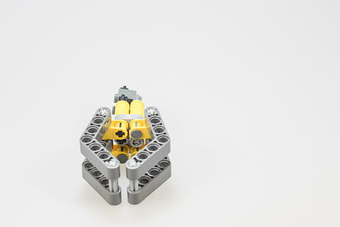 lego, tecnologia, tècnica, component, cadira, Lieja, joguines, jugar, tir de l'estudi, fons blanc, còpia espai, a l'interior, cap gent, natura morta, tallar, sol objecte, primer pla, nombre, metall, comunicació, vista d’angle alt, Color blanc, vigilància, objectes fets per l’home, equipament, fet per l'home, negocis, color plata, 4K, CC0, domini públic, lliure de regalies